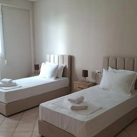 Sea View Retreat 2br On Lungomare Lägenhet *
