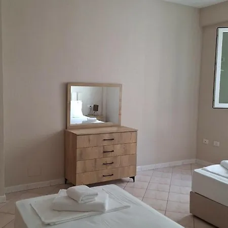 Lägenhet Sea View Retreat 2br On Lungomare Vlorë